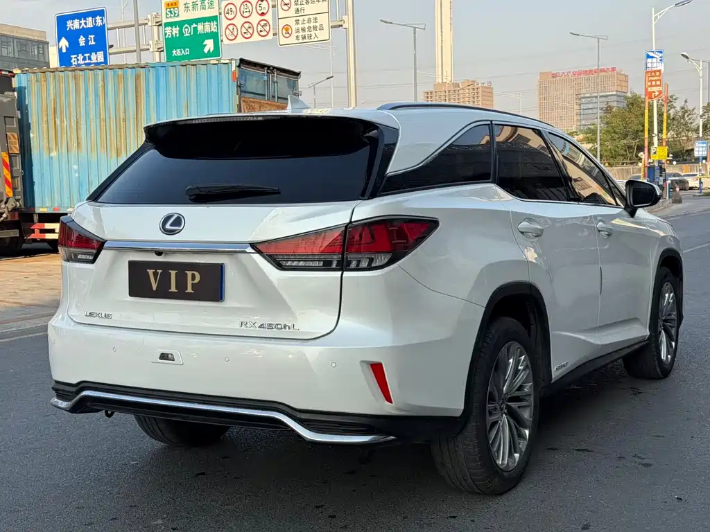 Lexus RX Facelift 450 hL 4 WD Distinguished 6-seat