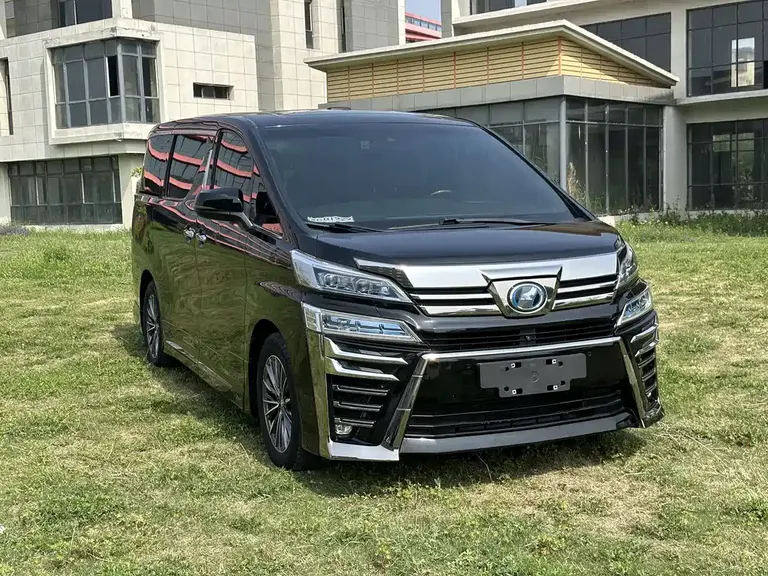 Toyota Vellfire Crown Dual Engine 2.5 L HV Distinguished