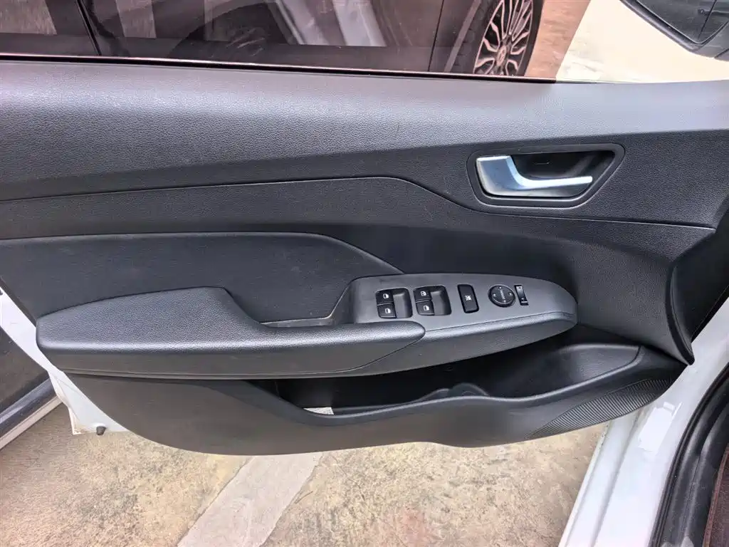 Verna 1.4 L CVT GLS Cool