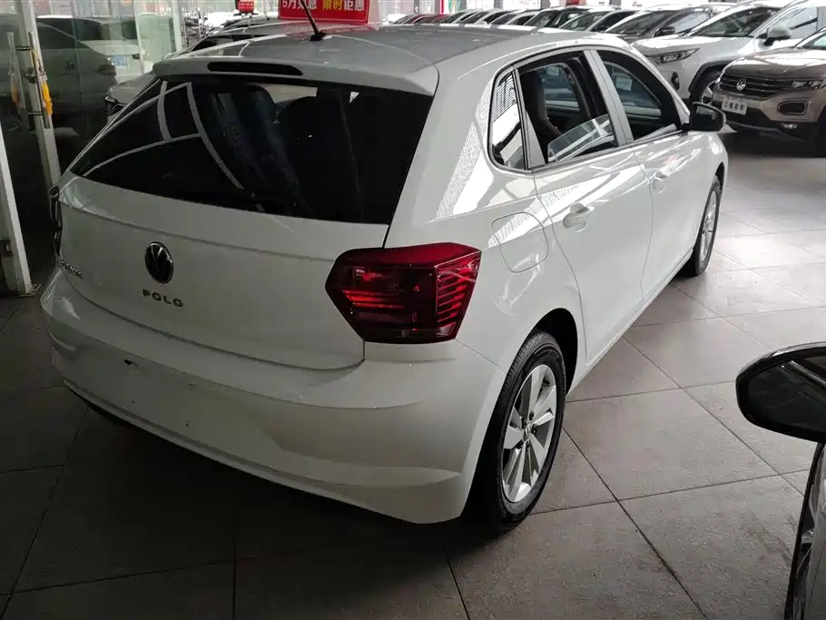 Polo Plus 1.5 L Auto Joyful Living