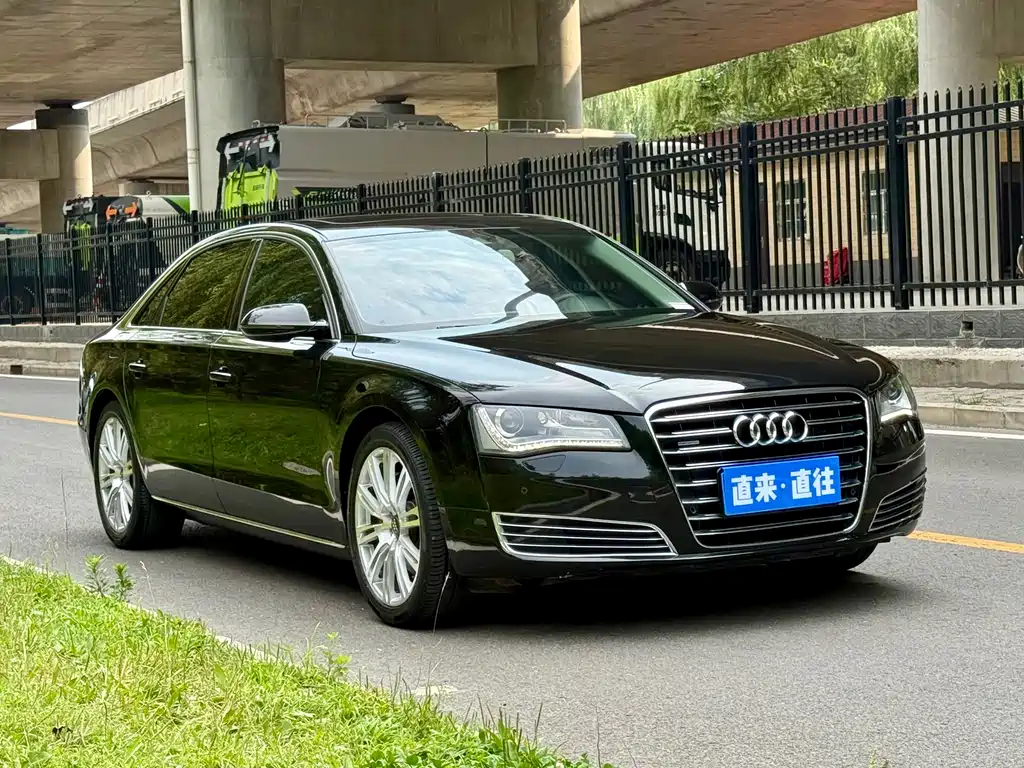 Audi A8 A8 L 45 TFSI quattro Luxury