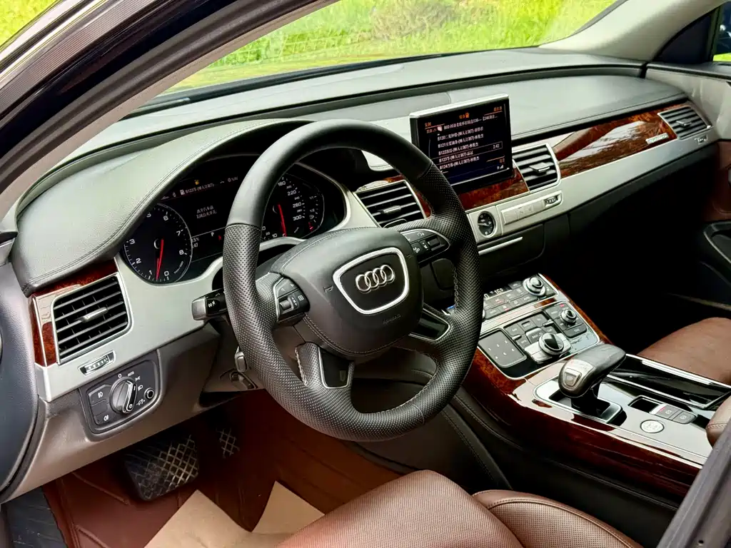 Audi A8 A8 L 45 TFSI quattro Luxury