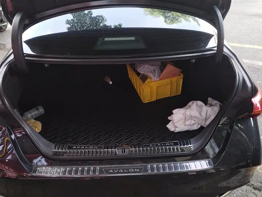 Avalon 2.0 L Select