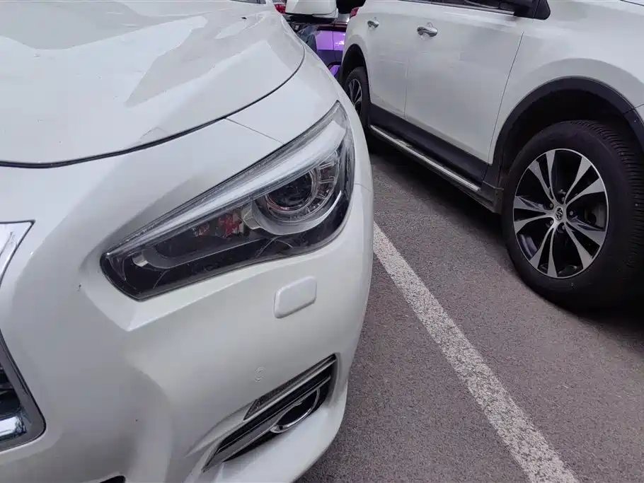 Infiniti Q50 L 2.0 T Joy