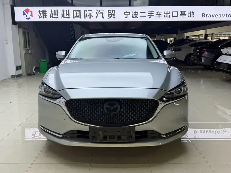 Mazda Atenza 2.0 L Blue Sky Luxury