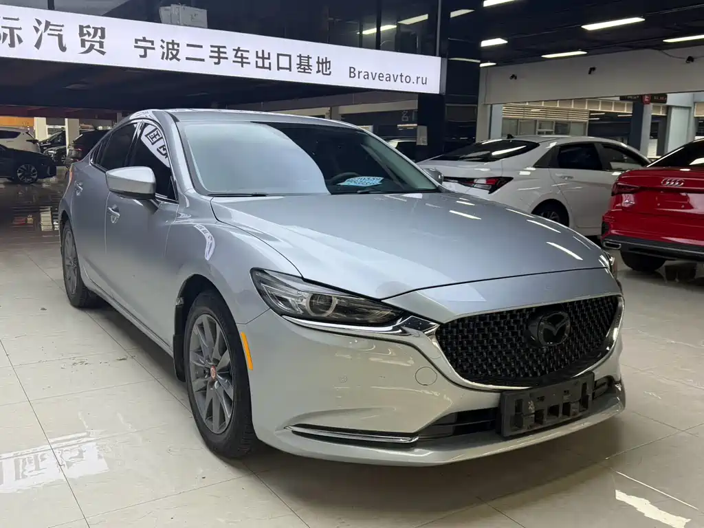 Atenza 2.0 L Blue Sky Luxury