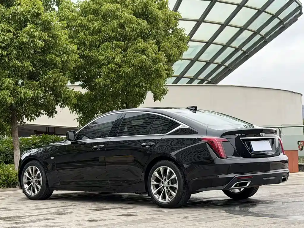 Cadillac CT5 28 T Luxury