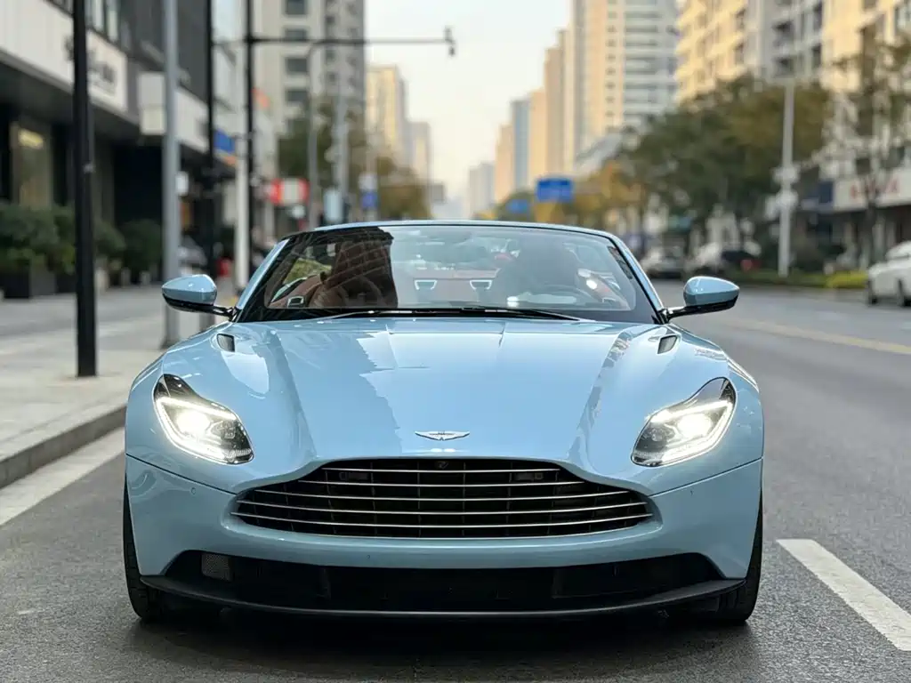 Aston Martin DB11 4.0 T V8 Volante