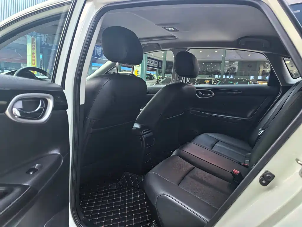 Sylphy 1.6 XV CVT Connected Premium CN-VI