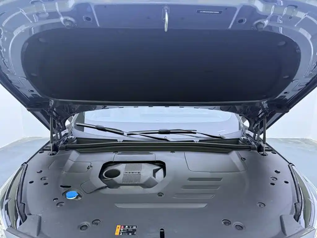 Roewe RX5 1.5 T Honor Supreme Slide Screen