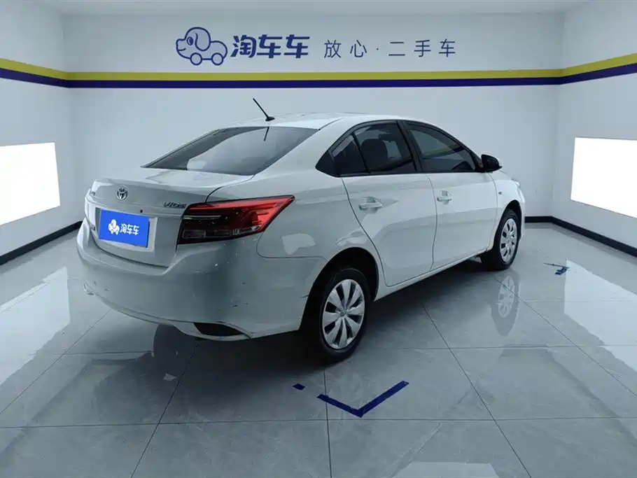 Vios 1.5 L CVT Creation