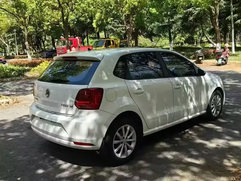 Volkswagen Polo 1.6 L Auto Comfort
