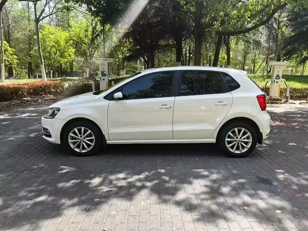 Polo 1.6 L Auto Comfort