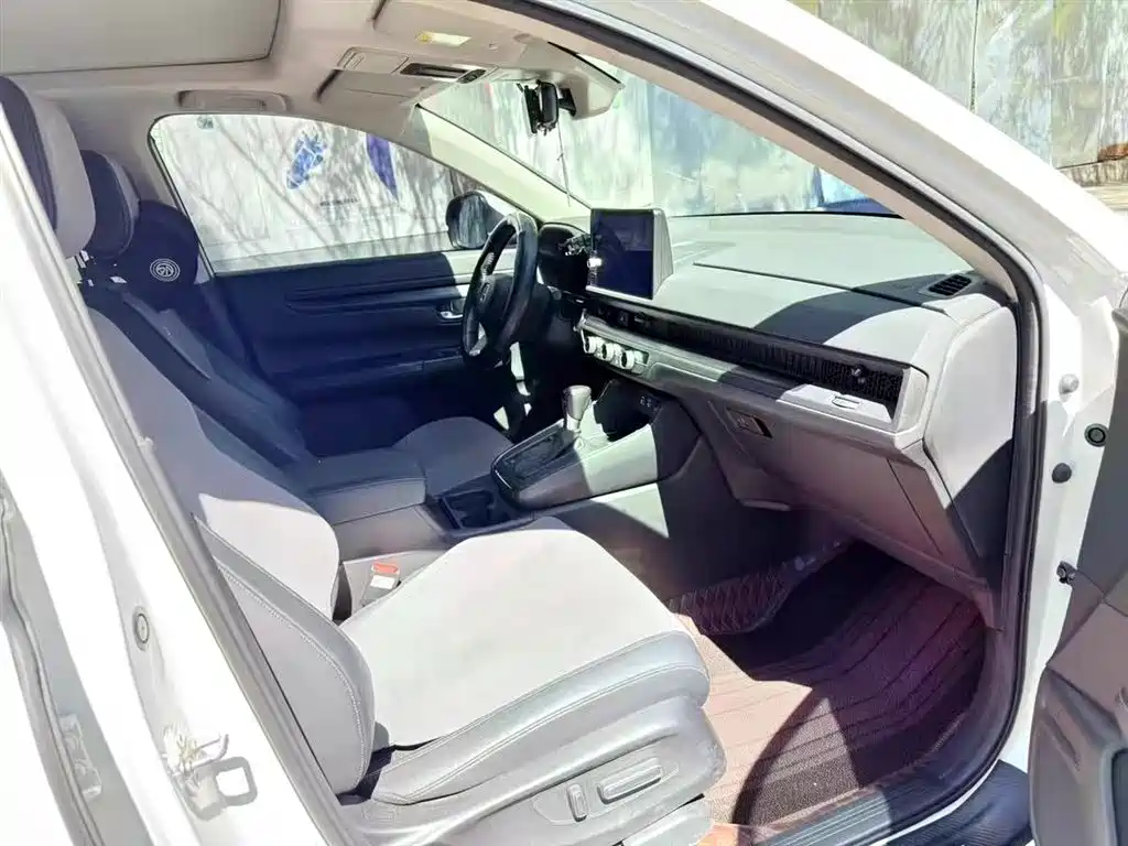 Honda CR-V 240 TURBO 2 WD Sharp Style 5-seat
