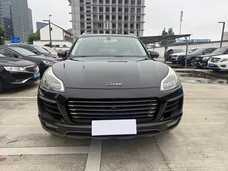 Zotye SR9 2.0 T Auto Ultimate Road