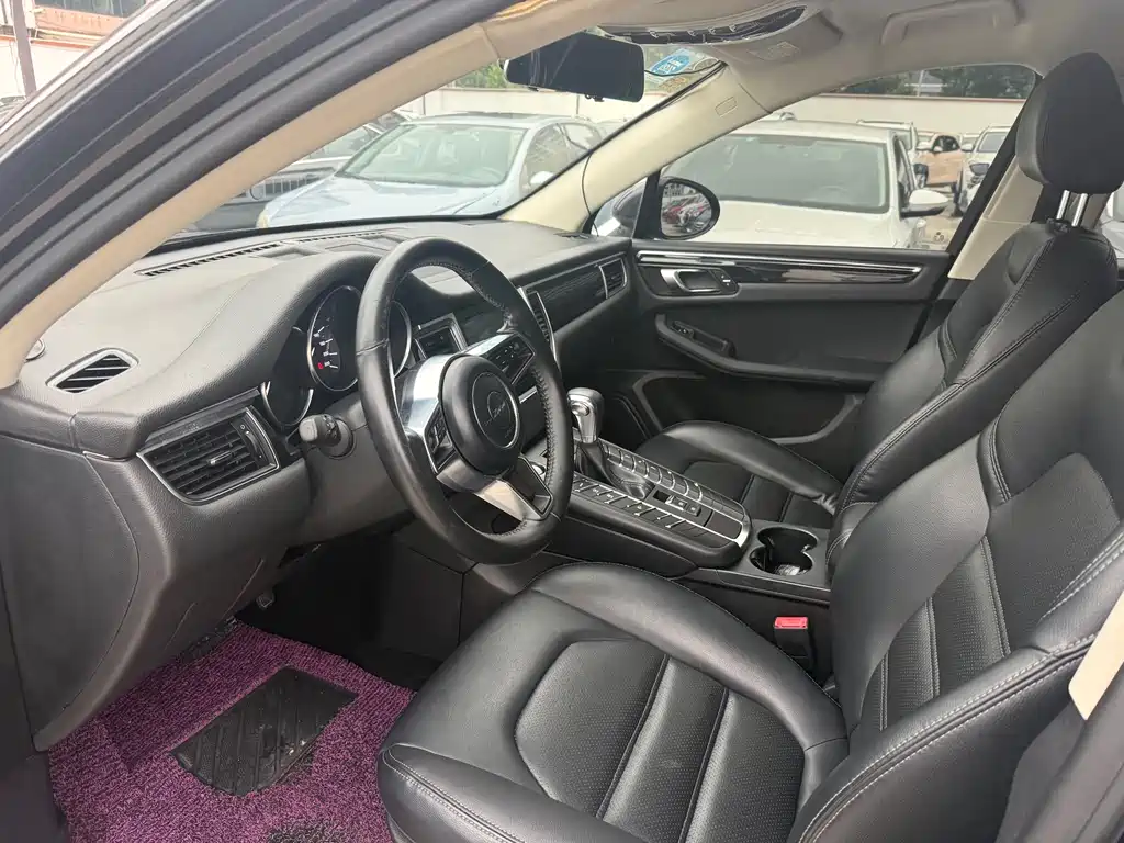 Zotye SR9 2.0 T Auto Ultimate Road