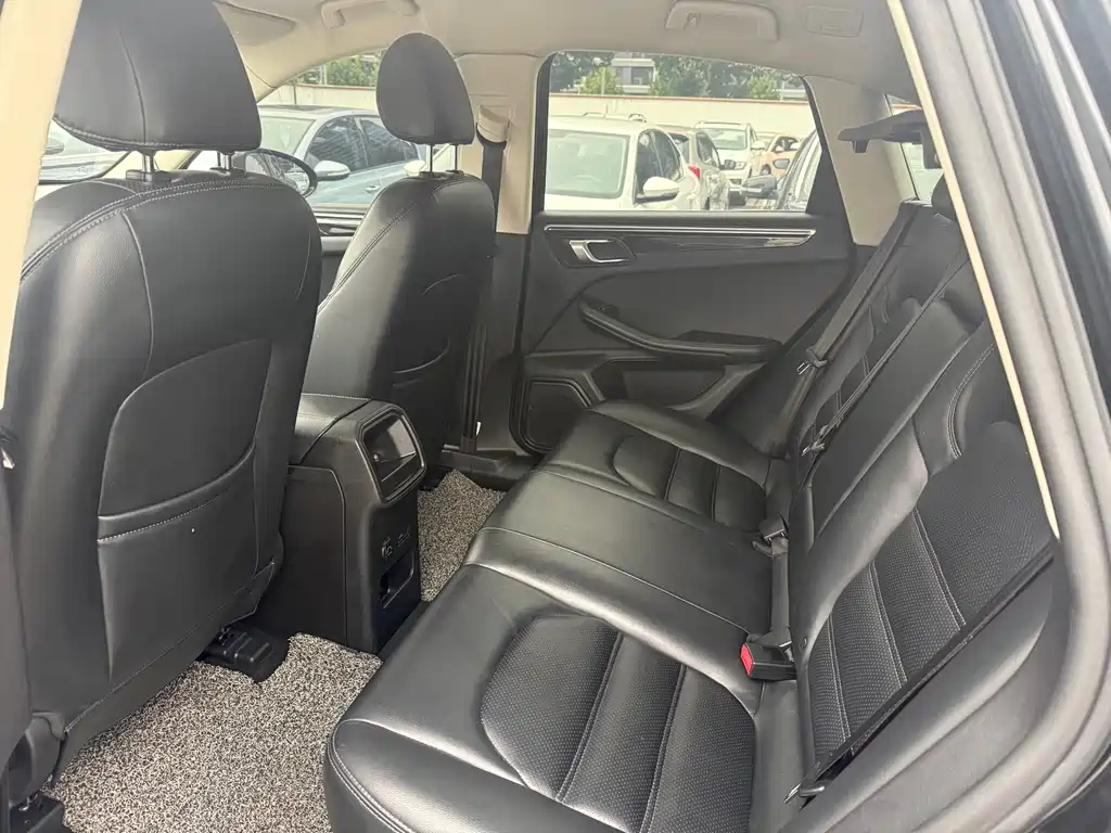 Zotye SR9 2.0 T Auto Ultimate Road