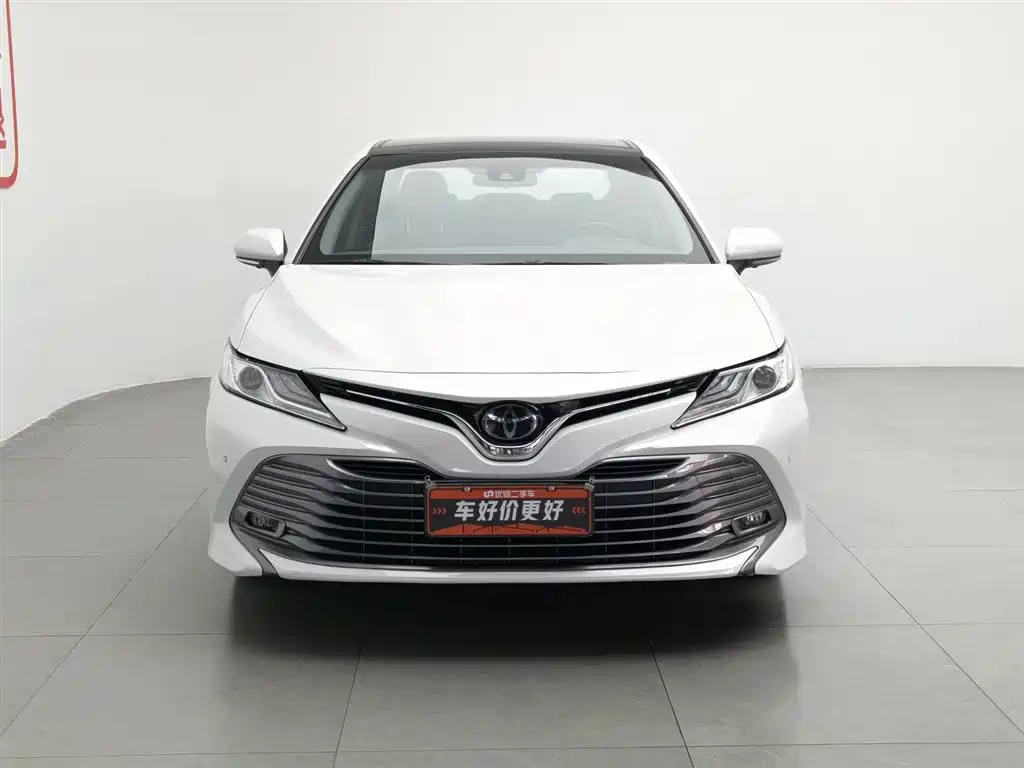 Camry 2.5 G Luxury