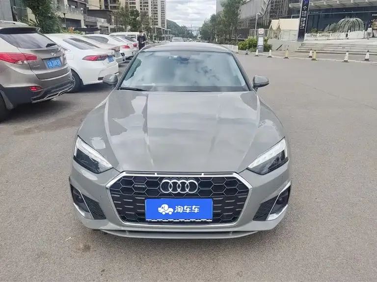 Audi A5 (Import) Sportback 40 TFSI quattro Luxury Dynamic
