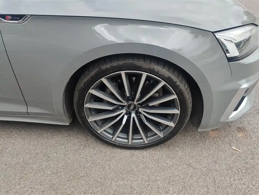 Audi A5 (Import) Sportback 40 TFSI quattro Luxury Dynamic