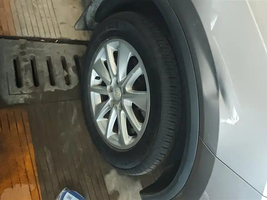 Jiaji 1.5 TD MHEV DCT Shine Enjoyment