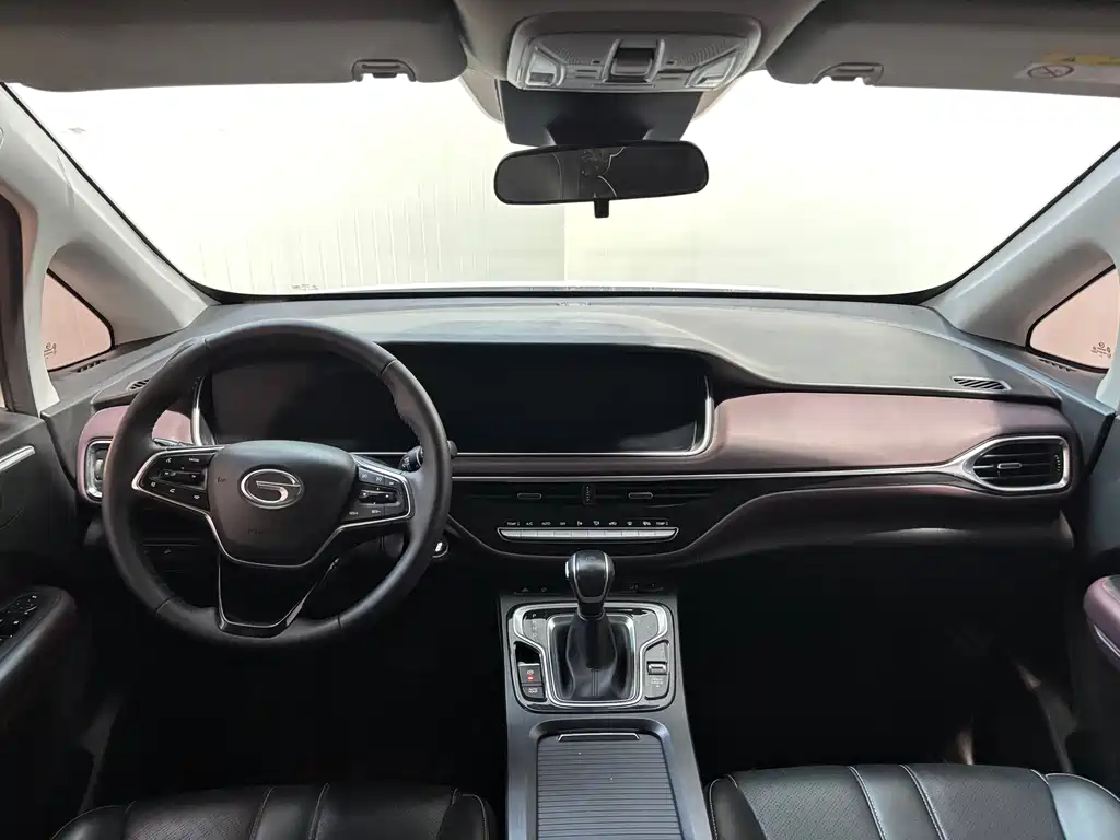 GAC Trumpchi M6 PRO 270 T Auto Luxury
