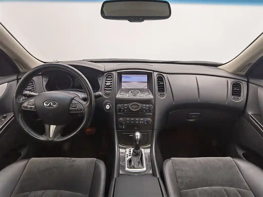 Infiniti QX50 2.5 L Comfort