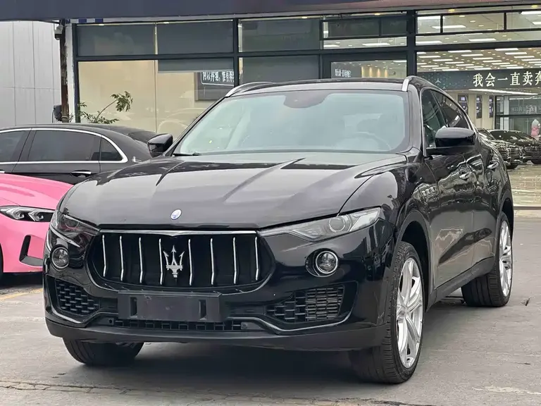 Maserati Levante 3.0 T Standard