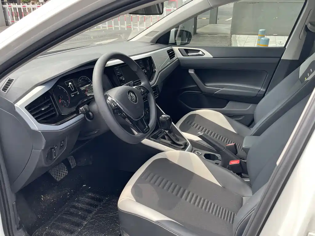 Polo Plus 1.5 L Auto Panoramic Pleasure