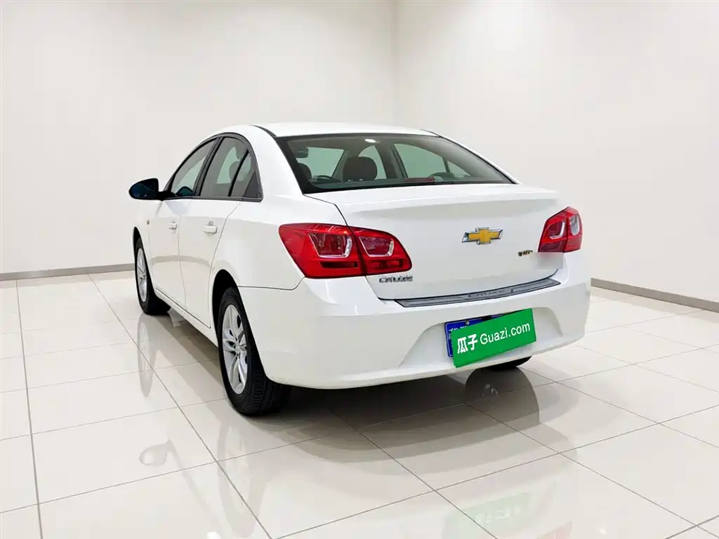 Cruze 1.5 L Classic SE MT