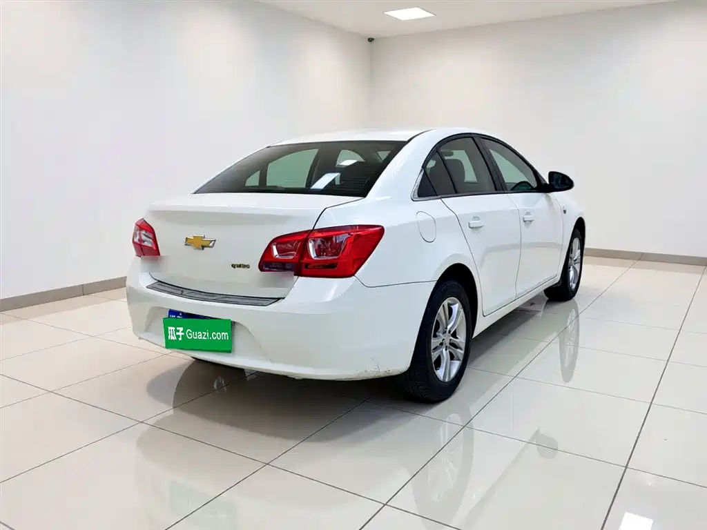 Cruze 1.5 L Classic SE MT