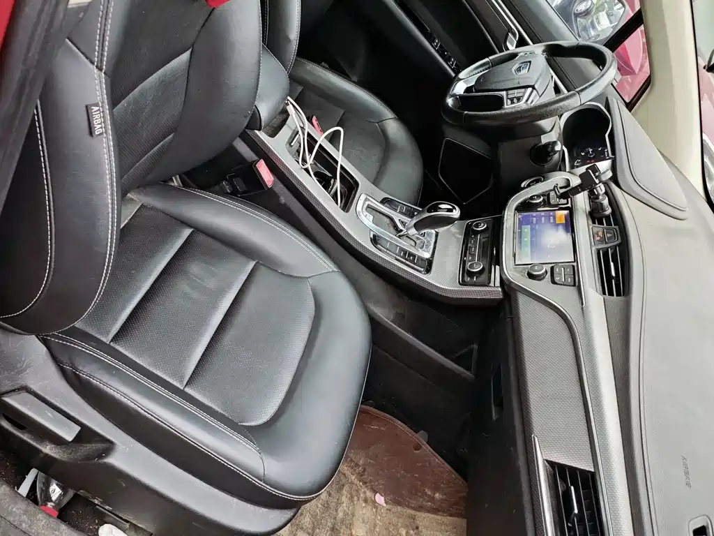 Emgrand GS Sport 1.3 T Auto Leading Style