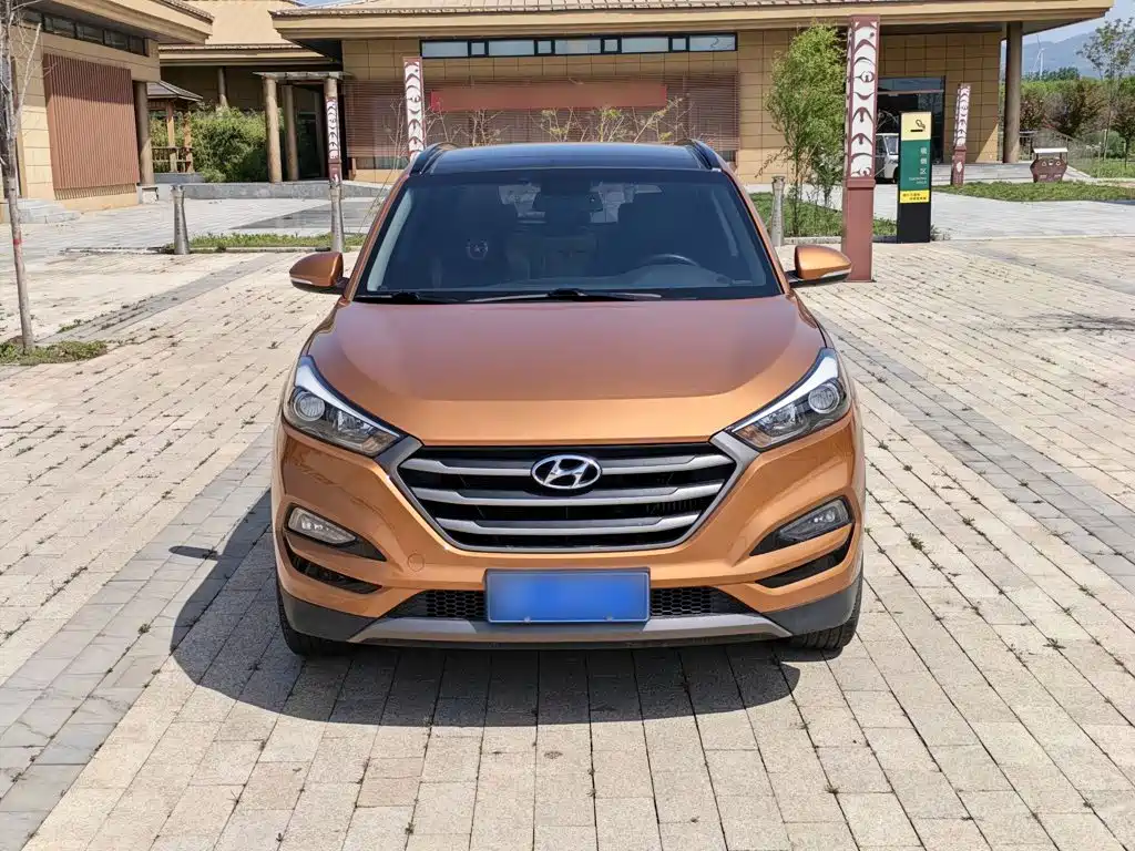 Tucson 1.6 T DCT 2 WD Intelligent