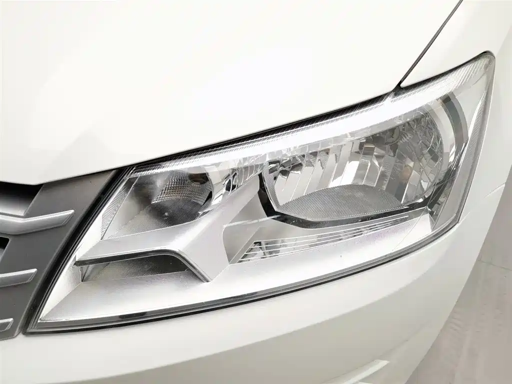 Santana 1.4 L Manual Style
