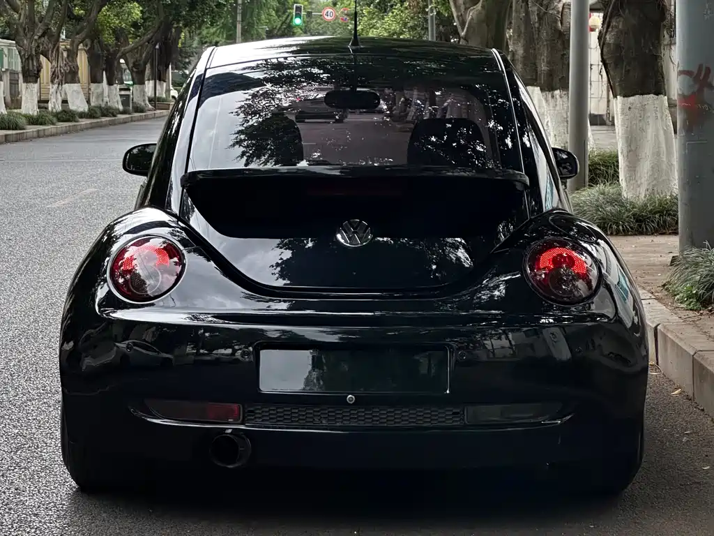 Beetle 2.0 BlackOrange Luxury