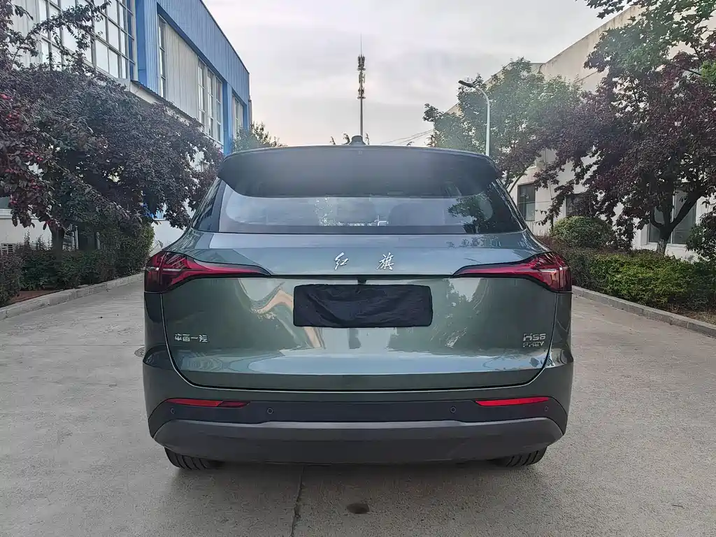 Hongqi HS6 PHEV 240 Smart Hybrid