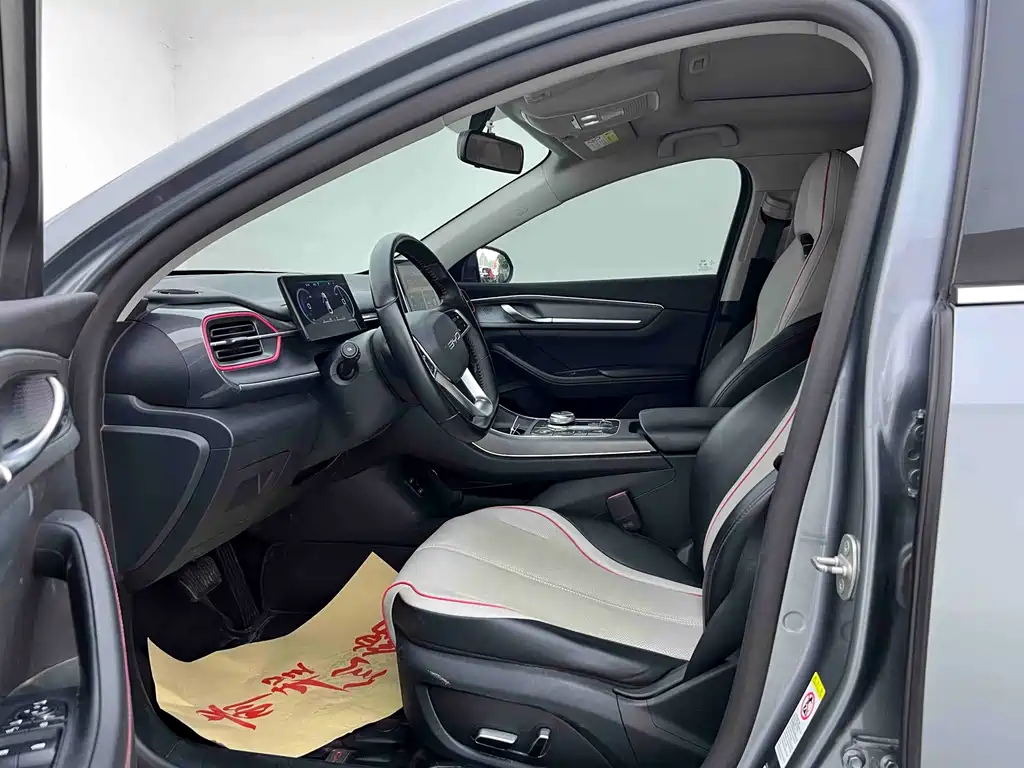 Destroyer 05 DM-i 55 KM Luxury