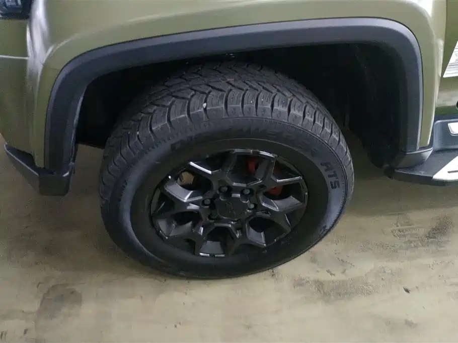 BAIC BJ40 2.0 D Auto 4 WD Blade Hero Swordsman (Front/Rear E-Lock)