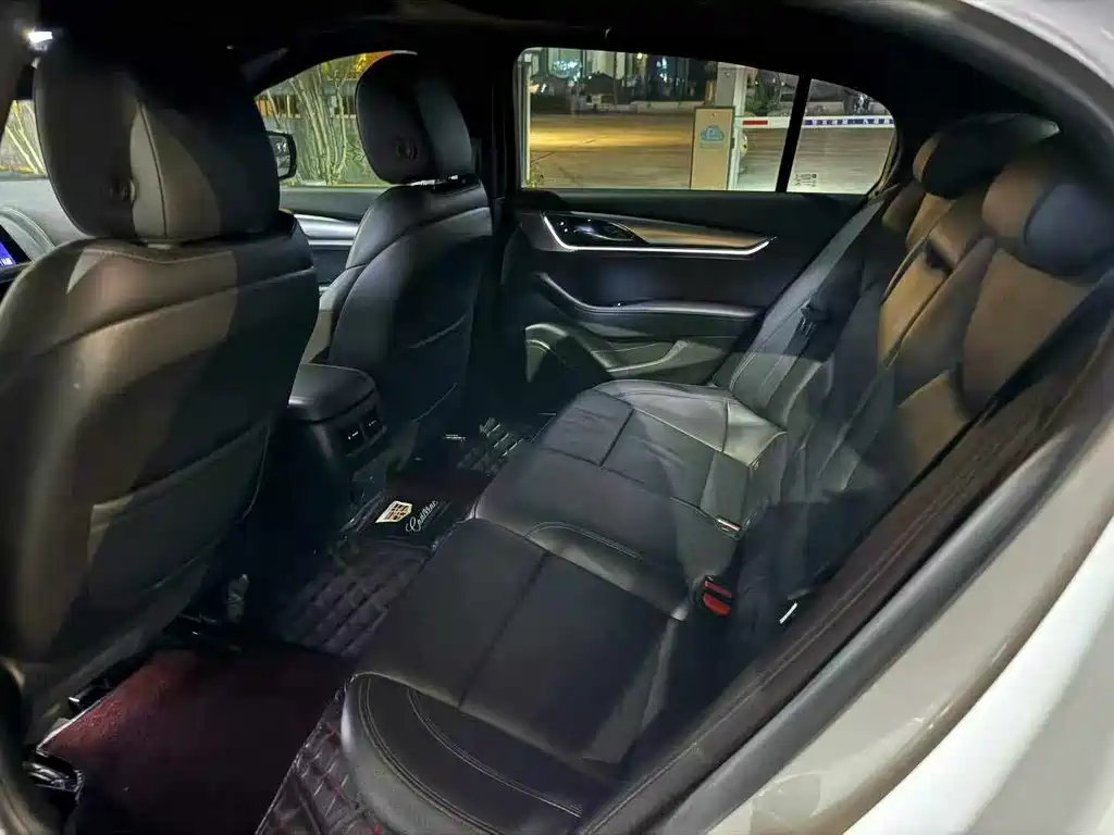 Cadillac CT5 28 T Luxury