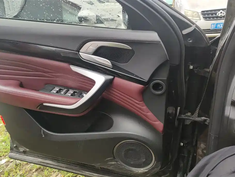 WEY P8 2.0 T Flagship