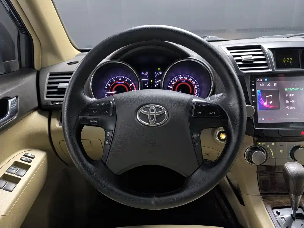 Highlander 2.7 L 2 WD 5-seat Elite