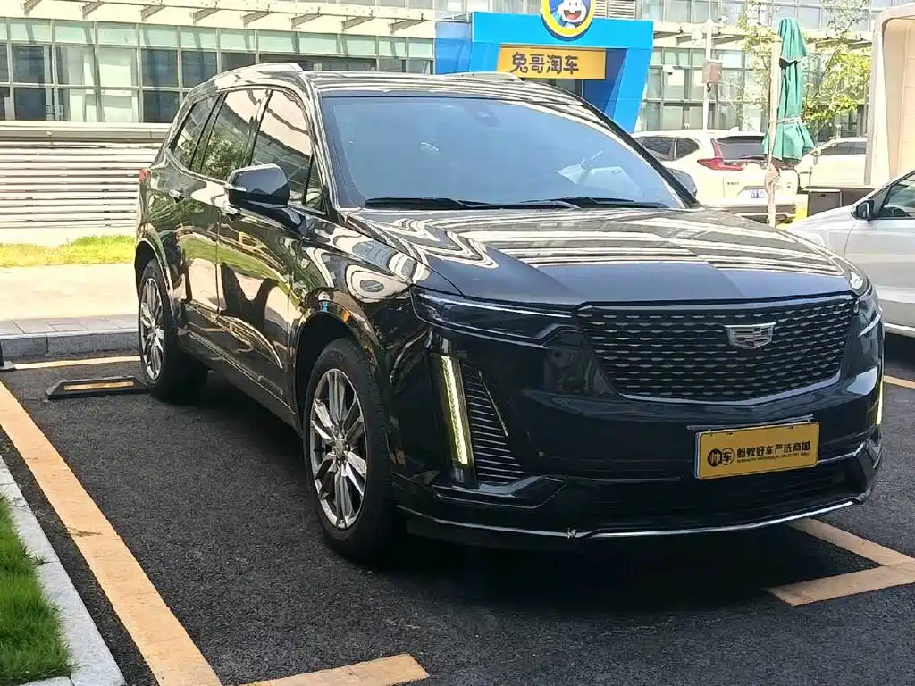 Cadillac XT6 2.0 T 6-seat 4 WD Luxury