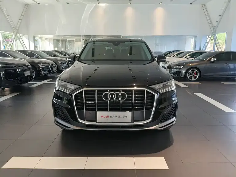 Audi Q7 55 TFSI quattro S line Sport