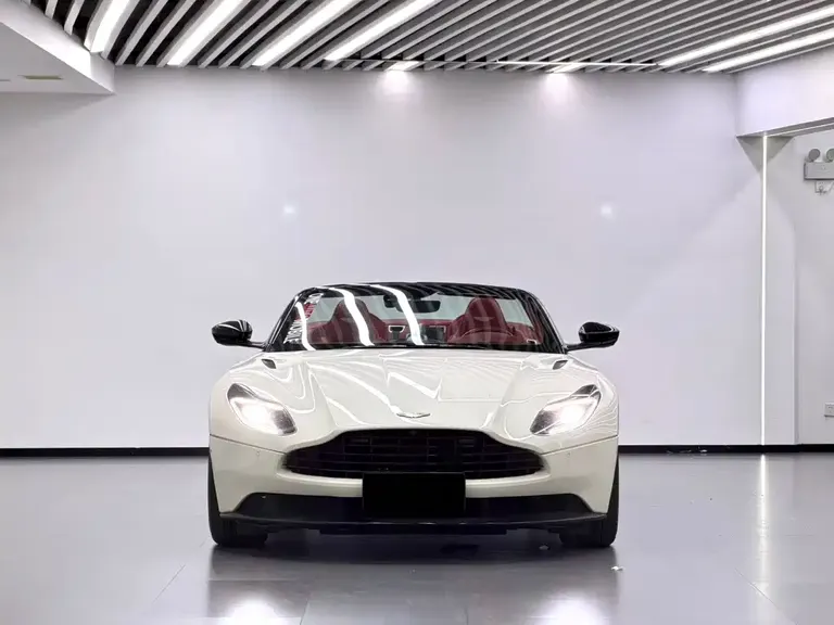 Aston Martin DB11 4.0 T V8 Volante