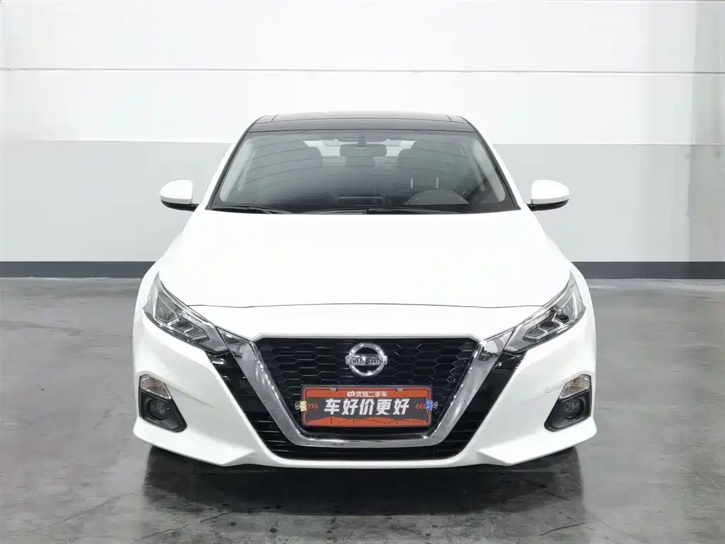 Teana 2.0 L XL Comfort