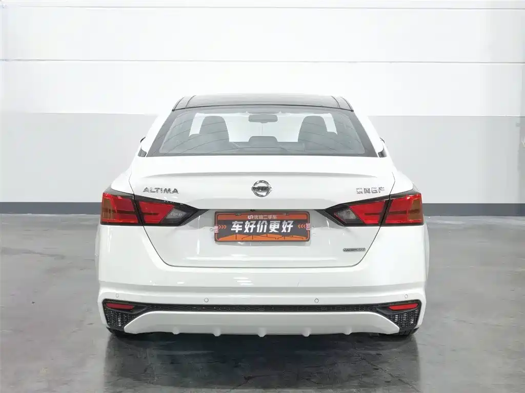 Teana 2.0 L XL Comfort
