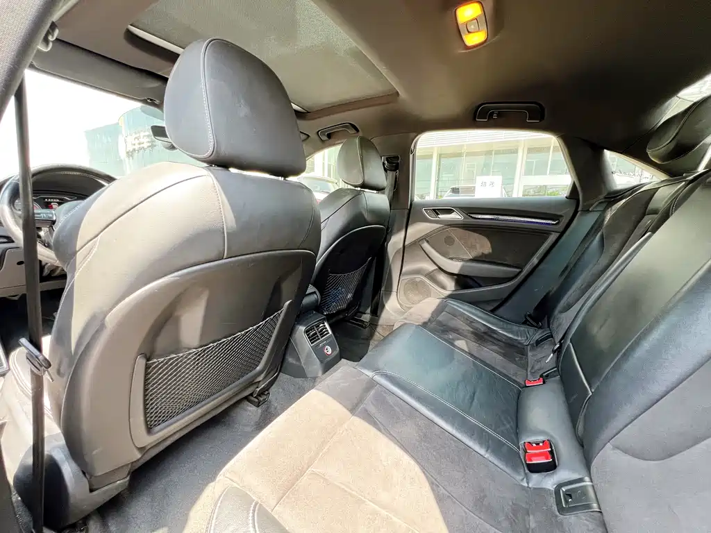 Audi S3 S3 2.0 T Limousine