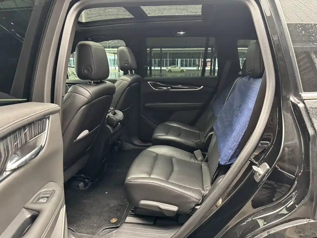 Cadillac XT6 28 T 6-seat 4 WD Luxury