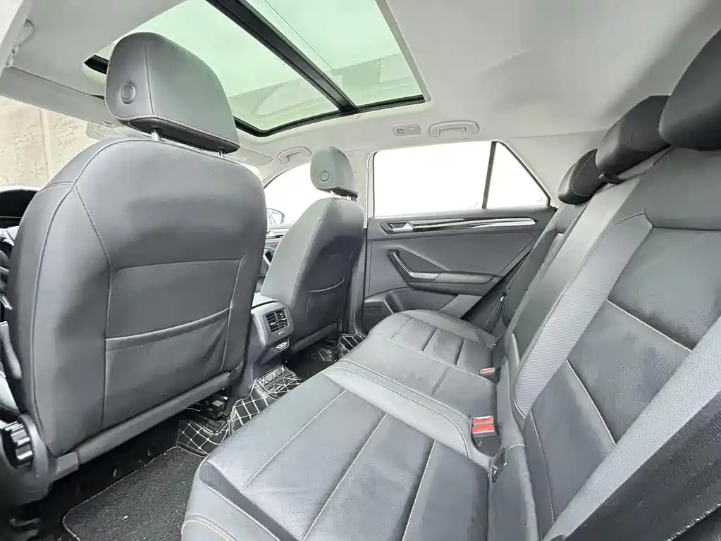 T-ROC 280 TSI DSG 2 WD Comfort Connected 30 Anniversary