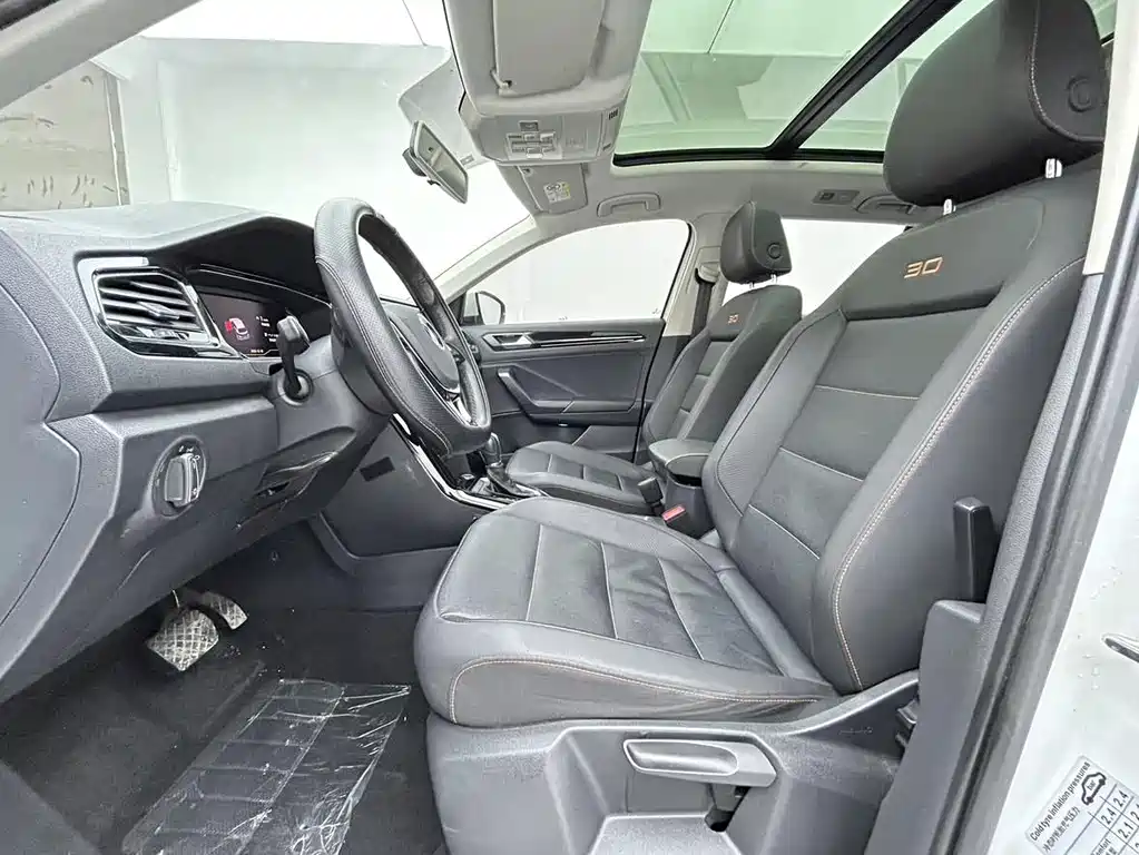 T-ROC 280 TSI DSG 2 WD Comfort Connected 30 Anniversary